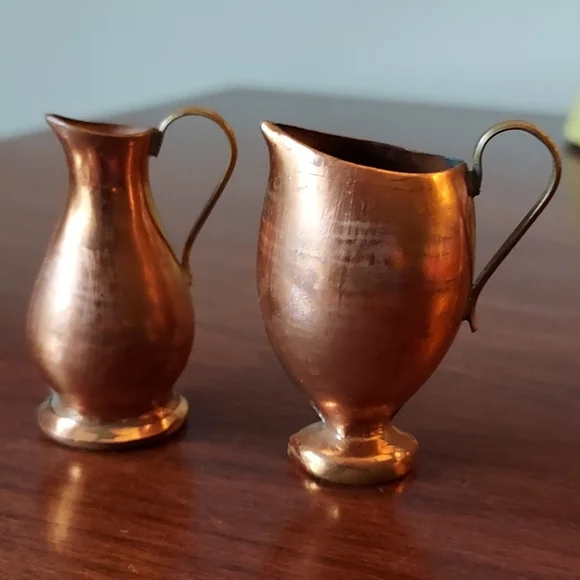 Mini Italian copper dollhouse decor cool copper water jugs with handle ITALY - Picture 3 of 6